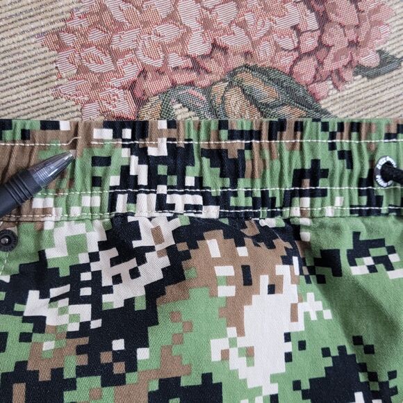Dogg Supply by Snoop Dogg Cargo Pants Mens 2XL Green Digital Camo Drawstring - Picture 10 of 13